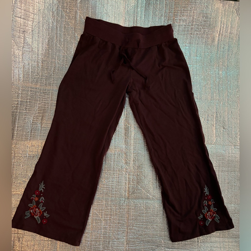 Karyn Seo Embroidered Hem Wide Leg Knit Drawstring Pants. Size X-Large